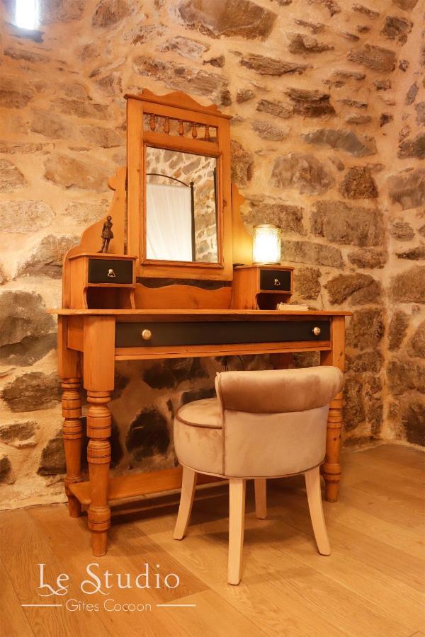 Entraygues-sur-Truyère Le Studio מראה חיצוני תמונה